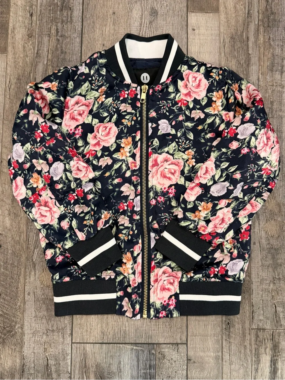 🌸 Beau Hudson floral bomber jacket. Size 4